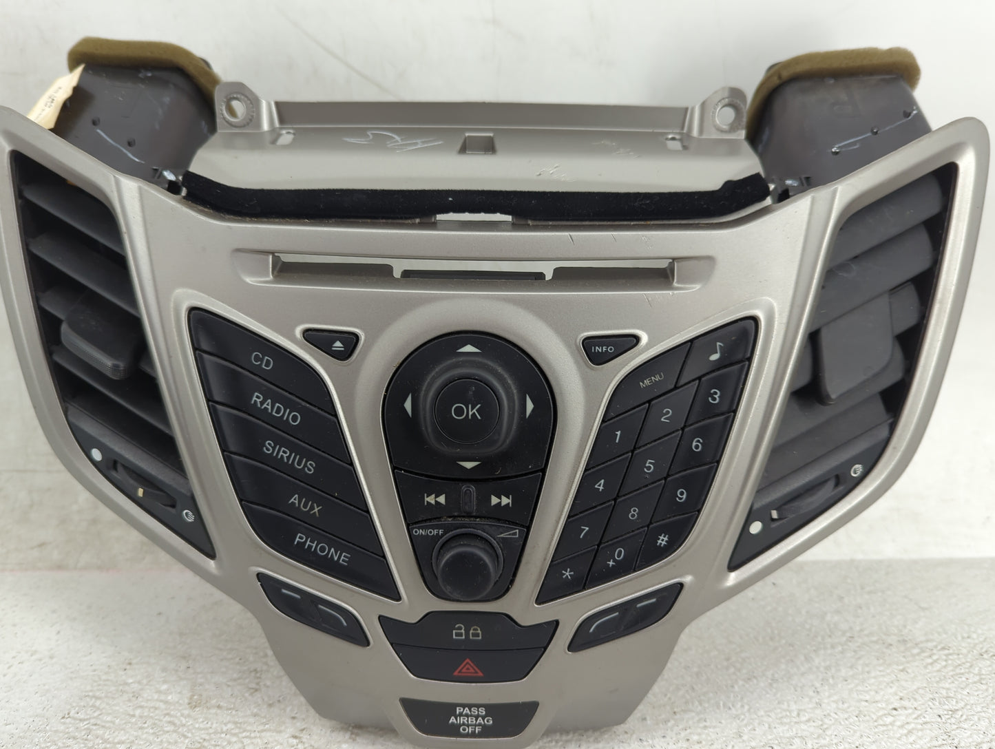 2013-2013 Ford Fiesta Radio Control Panel Silver - Oemusedautoparts1.com