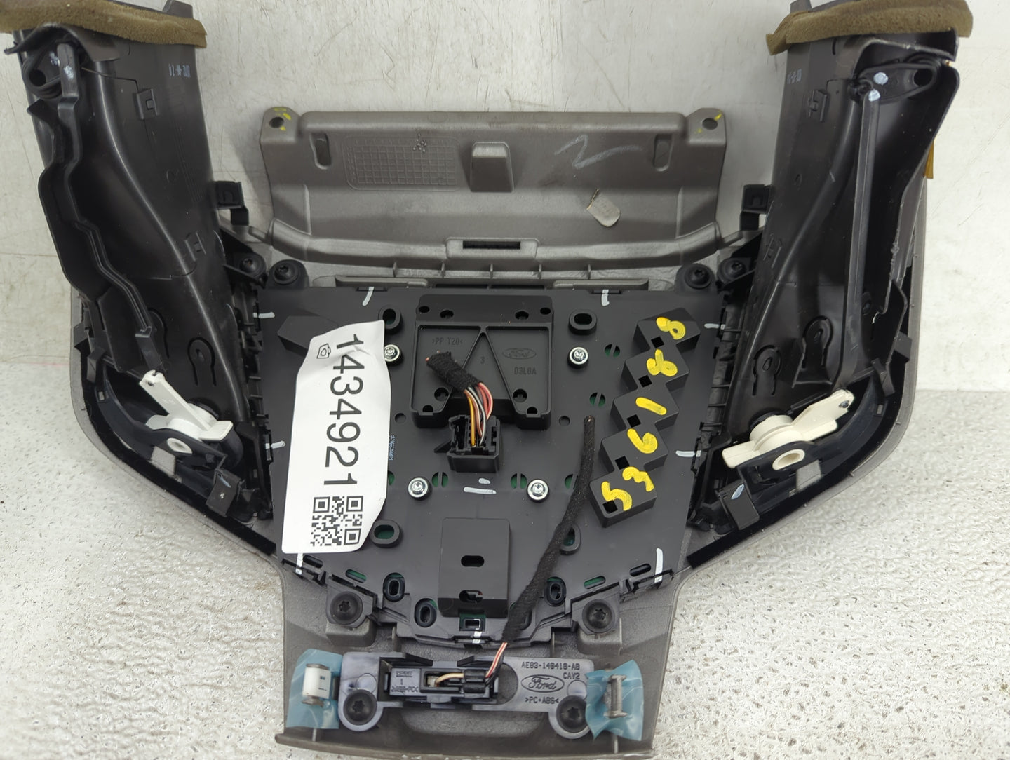 2013-2013 Ford Fiesta Radio Control Panel Silver - Oemusedautoparts1.com