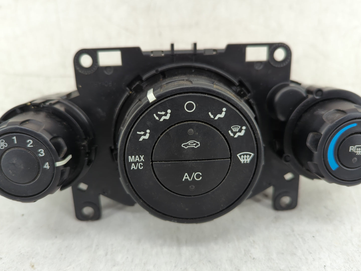 2011-2013 Ford Fiesta Climate Control Module Temperature AC/Heater Replacement P/N:AE83 19980 AH Fits Fits 2011 2012 2013 OE