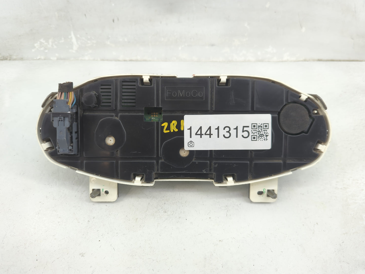 2013 Ford Fiesta Instrument Cluster Speedometer Gauges P/N:DE8T-10894-BA Fits OEM Used Auto Parts - Oemusedautoparts1.com
