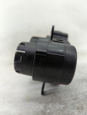 2011-2013 Ford Fiesta Climate Control Module Temperature AC/Heater Replacement P/N:AE8319980AH Fits Fits 2011 2012 2013 OEM Used Auto Parts