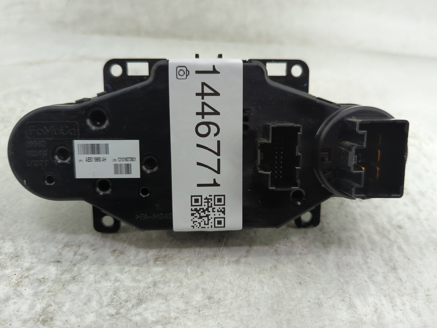 2011-2013 Ford Fiesta Climate Control Module Temperature AC/Heater Replacement P/N:AE8319980AH Fits Fits 2011 2012 2013 OEM 