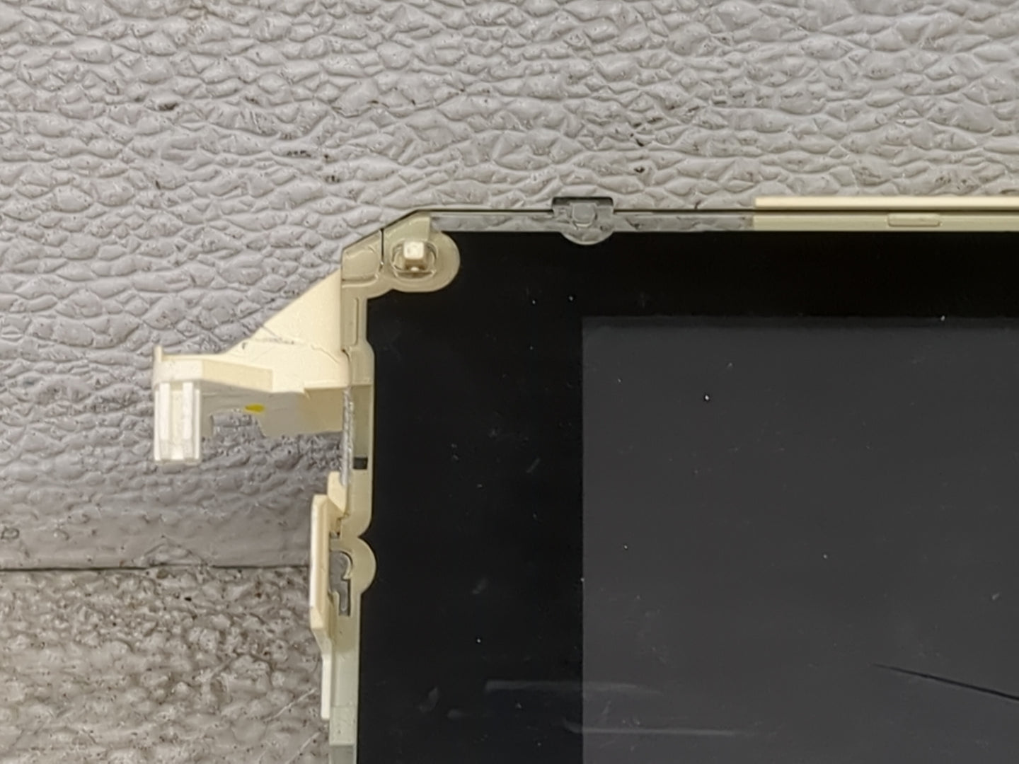 2013-2013 Ford Fiesta Radio Display Info Screen Oem - Oemusedautoparts1.com