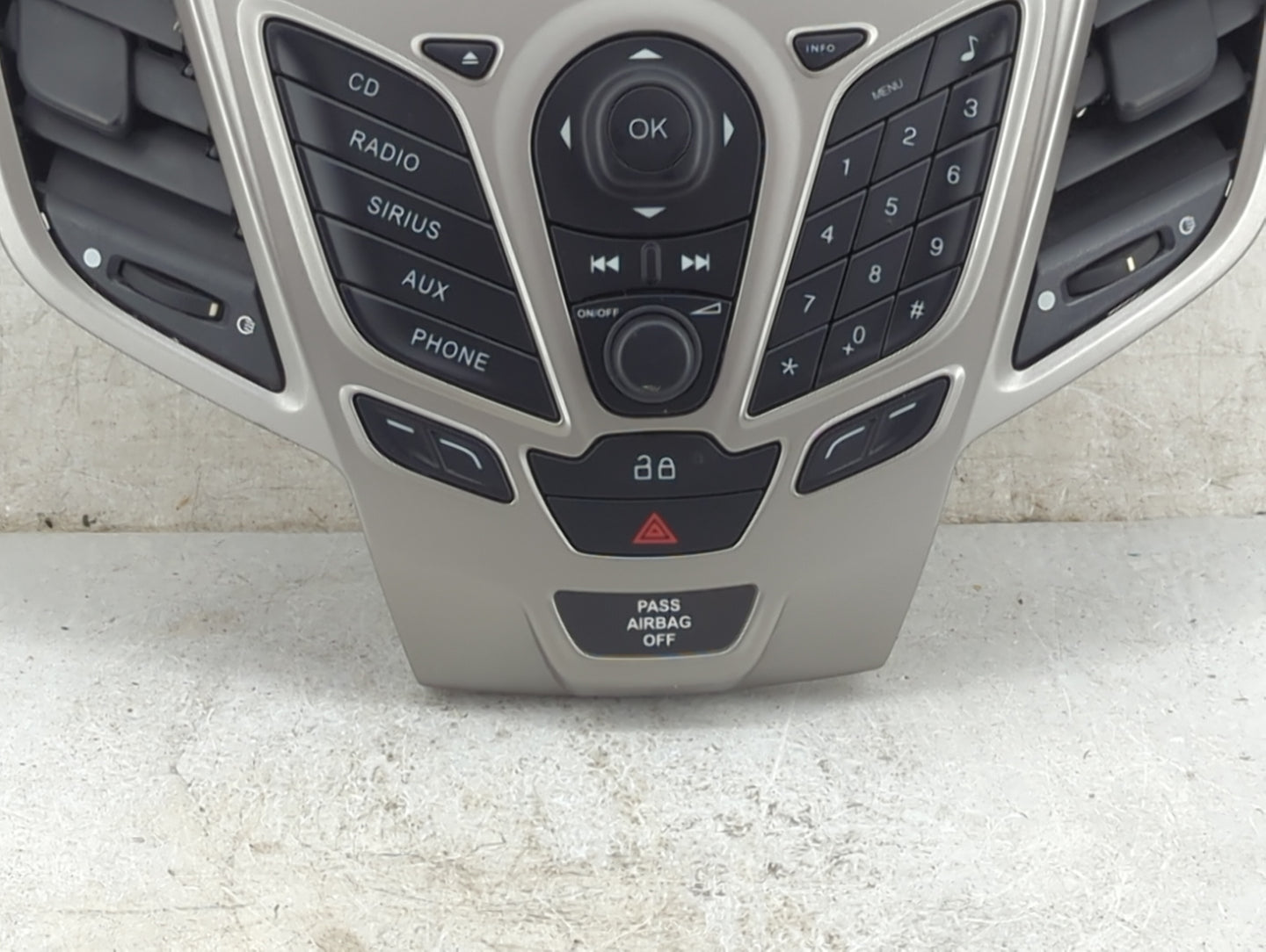 2013-2013 Ford Fiesta Radio Control Panel Silver 1476460 - Oemusedautoparts1.com