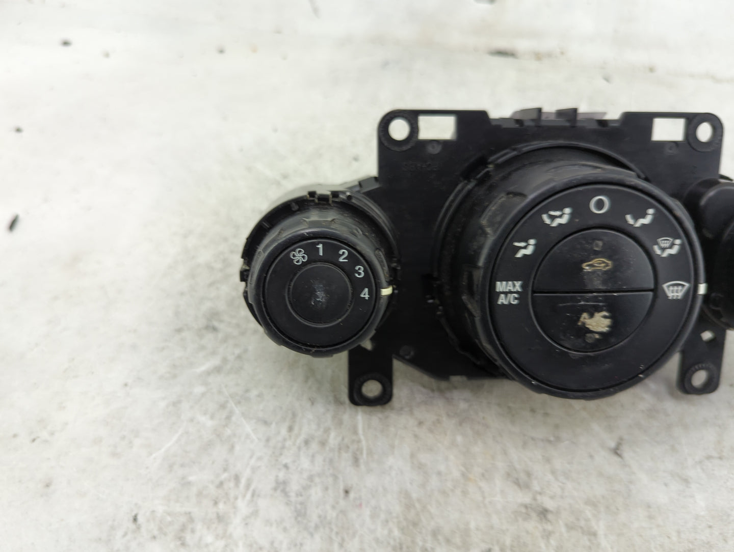 2011-2013 Ford Fiesta Climate Control Module Temperature AC/Heater Replacement P/N:AE83 19980 AH Fits Fits 2011 2012 2013 OE