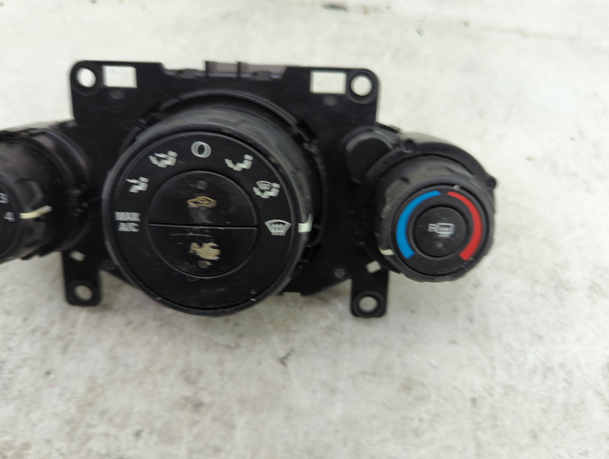 2011-2013 Ford Fiesta Climate Control Module Temperature AC/Heater Replacement P/N:AE83 19980 AH Fits Fits 2011 2012 2013 OE