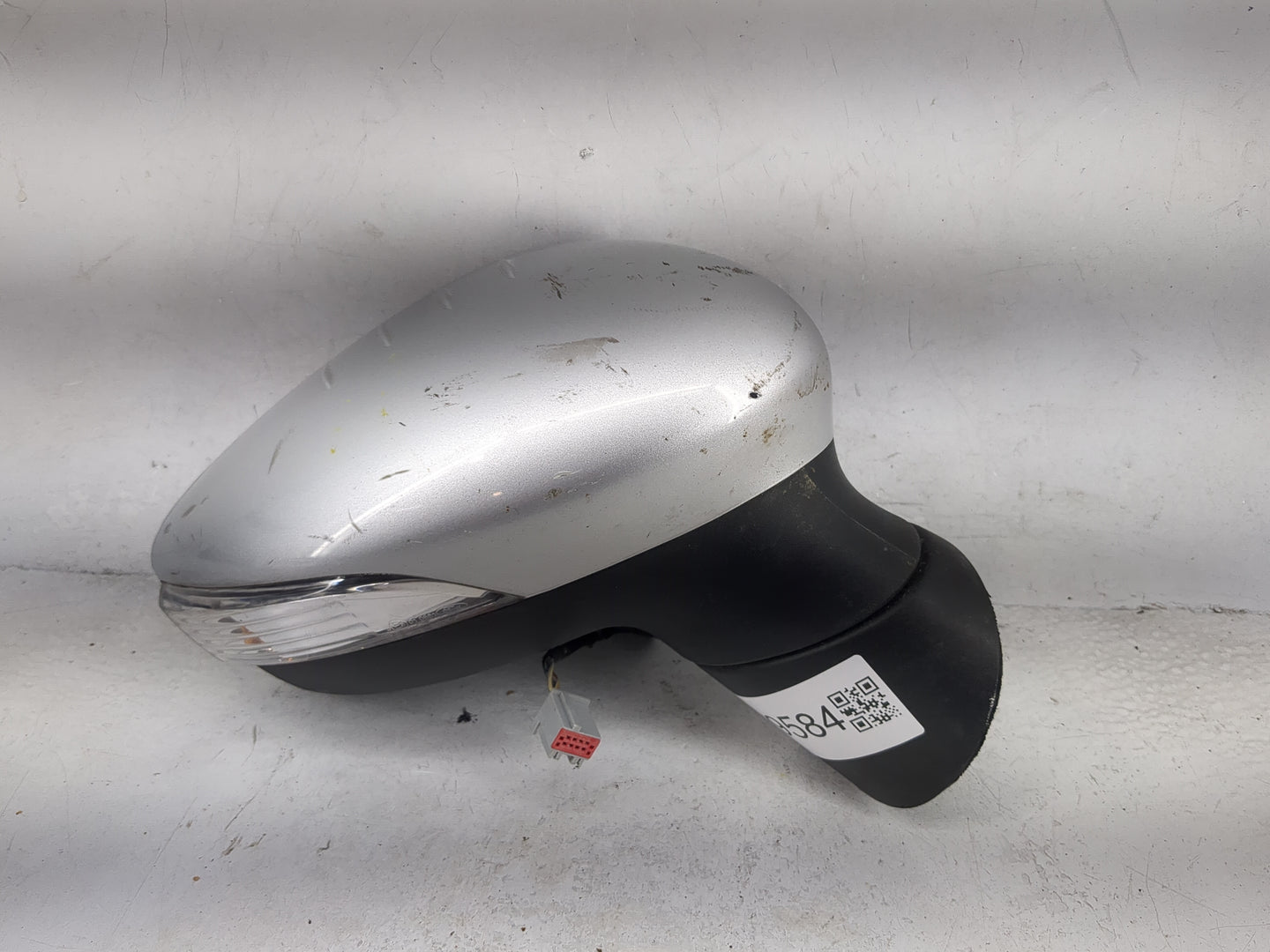 2011-2019 Ford Fiesta Passenger Side View Mirror - Right Door Mirror OEM Used - Oemusedautoparts1.com