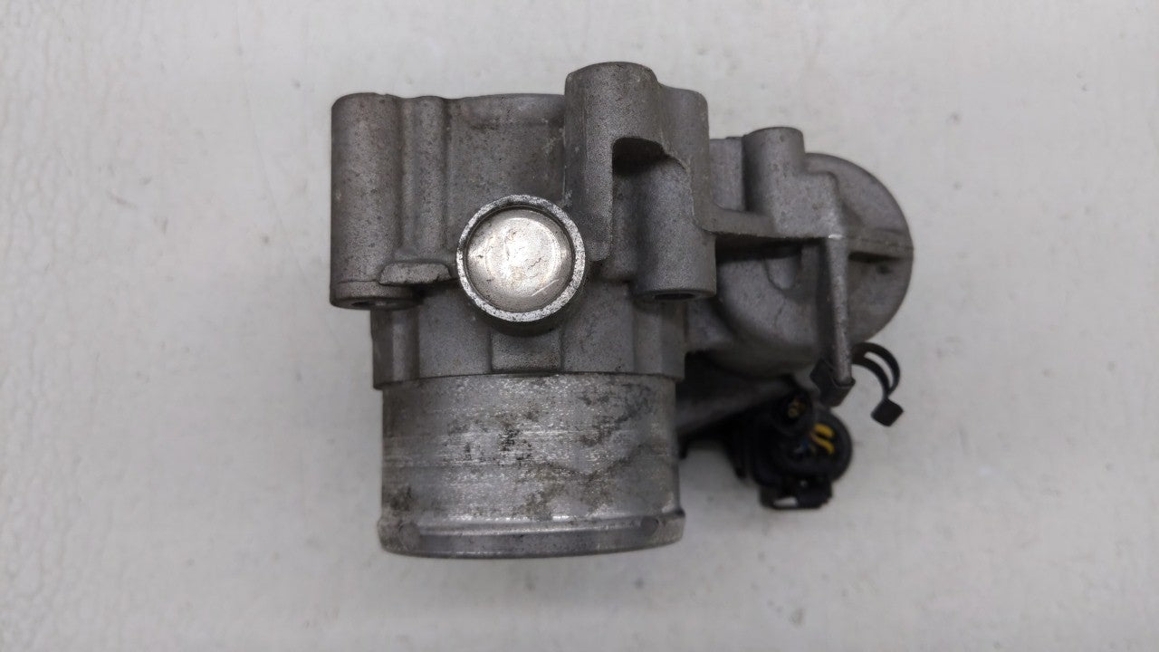 2011-2014 Ford Fiesta Throttle Body P/N:7S7G-9F991-BA 7S7G-9F991-B7A Fits Fits 2011 2012 2013 2014 OEM Used Auto Parts - Oem