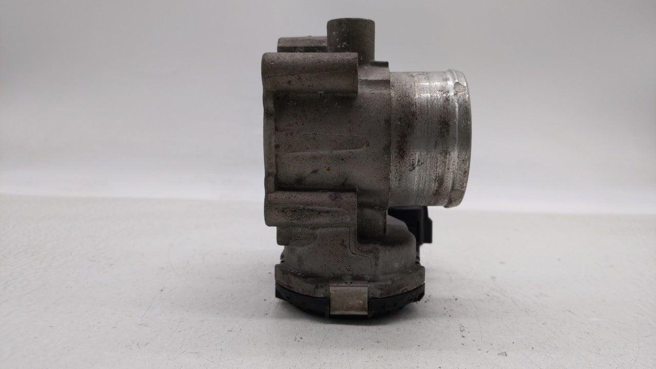 2011-2014 Ford Fiesta Throttle Body P/N:7S7G-9F991-BA 7S7G-9F991-B7A Fits Fits 2011 2012 2013 2014 OEM Used Auto Parts - Oem