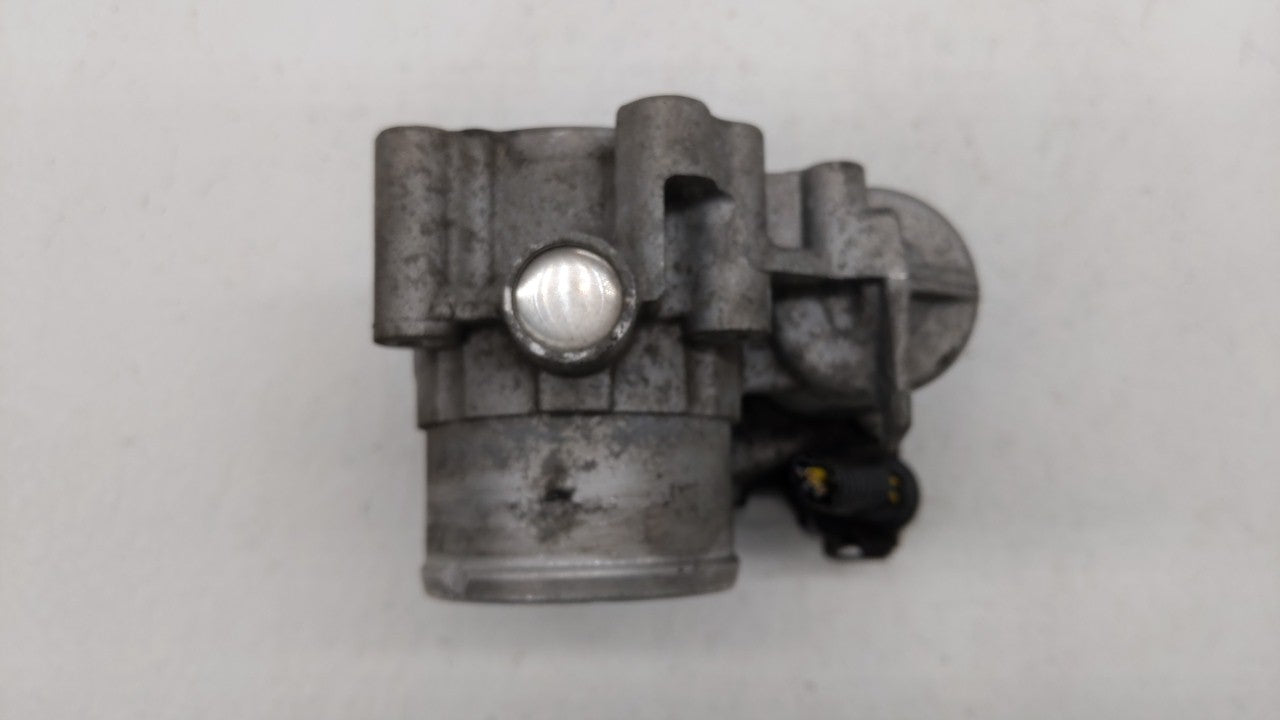 2011-2014 Ford Fiesta Throttle Body P/N:7S7G-9F991-BA 7S7G-9F991-B7A Fits Fits 2011 2012 2013 2014 OEM Used Auto Parts - Oem