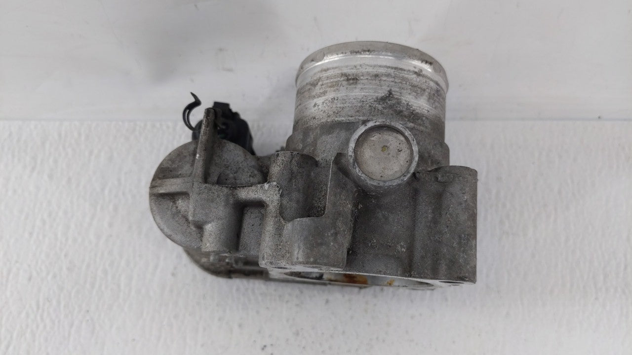 2011-2014 Ford Fiesta Throttle Body P/N:7S7G-9F991-BA 7S7G-9F991-B7A Fits Fits 2011 2012 2013 2014 OEM Used Auto Parts - Oem