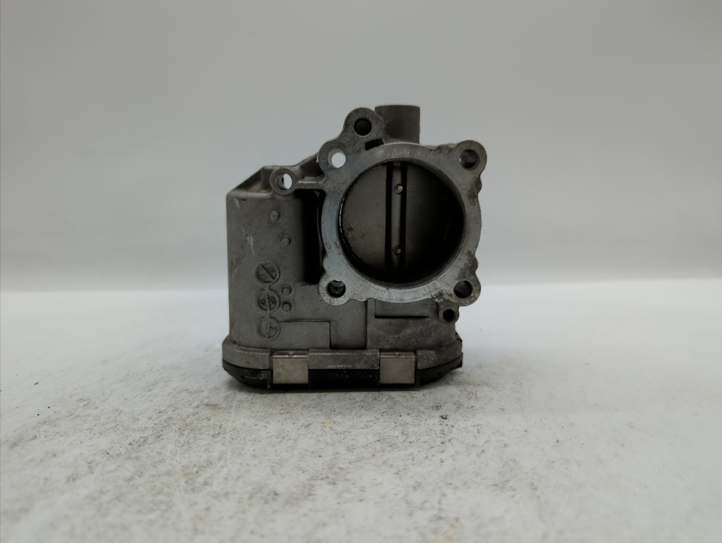 2011-2014 Ford Fiesta Throttle Body P/N:7S7G-9F991-BA 7S7G-9F991-B7A Fits Fits 2011 2012 2013 2014 OEM Used Auto Parts - Oem
