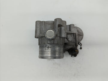 2011-2014 Ford Fiesta Throttle Body P/N:7S7G-9F991-BA 7S7G-9F991-B7A Fits Fits 2011 2012 2013 2014 OEM Used Auto Parts
