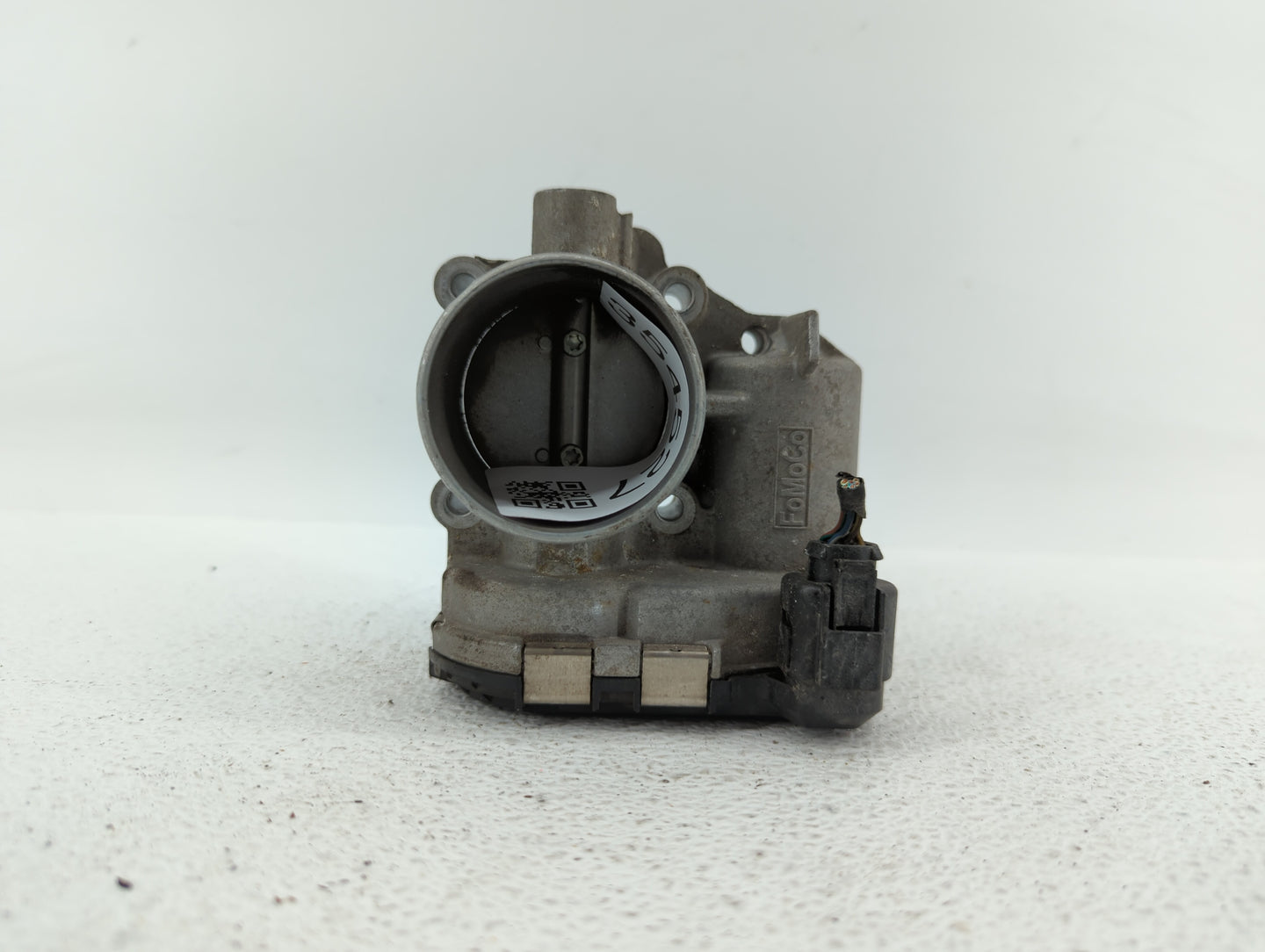 2011-2014 Ford Fiesta Throttle Body P/N:7S7G-9F991-CA 7S7G-9F991-BA, 7S7G-9F991-B7A Fits Fits 2011 2012 2013 2014 OEM Used A
