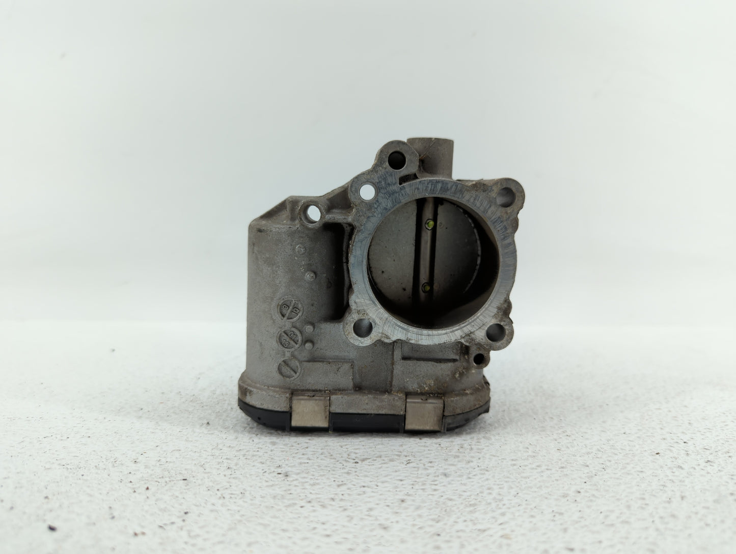 2011-2014 Ford Fiesta Throttle Body P/N:7S7G-9F991-CA 7S7G-9F991-BA, 7S7G-9F991-B7A Fits Fits 2011 2012 2013 2014 OEM Used A