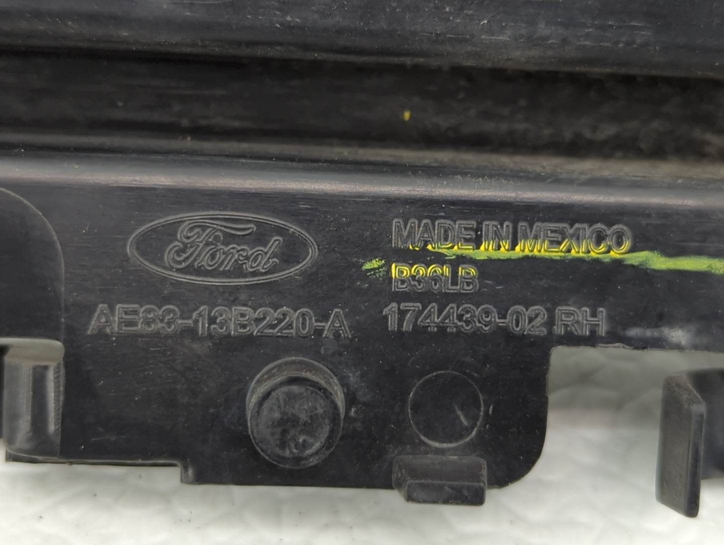 Ford Fiesta Passenger Right Oem Head Light Headlight Lamp - Oemusedautoparts1.com