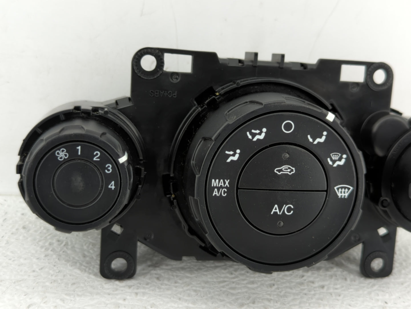 2011-2013 Ford Fiesta Climate Control Module Temperature AC/Heater Replacement P/N:AE83-19980-AE AE83-19980-AF Fits OEM Used