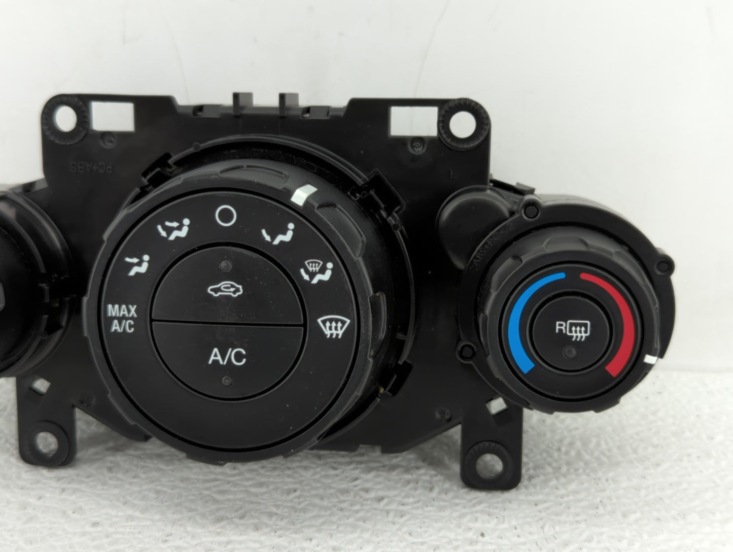 2011-2013 Ford Fiesta Climate Control Module Temperature AC/Heater Replacement P/N:AE83-19980-AE AE83-19980-AF Fits OEM Used