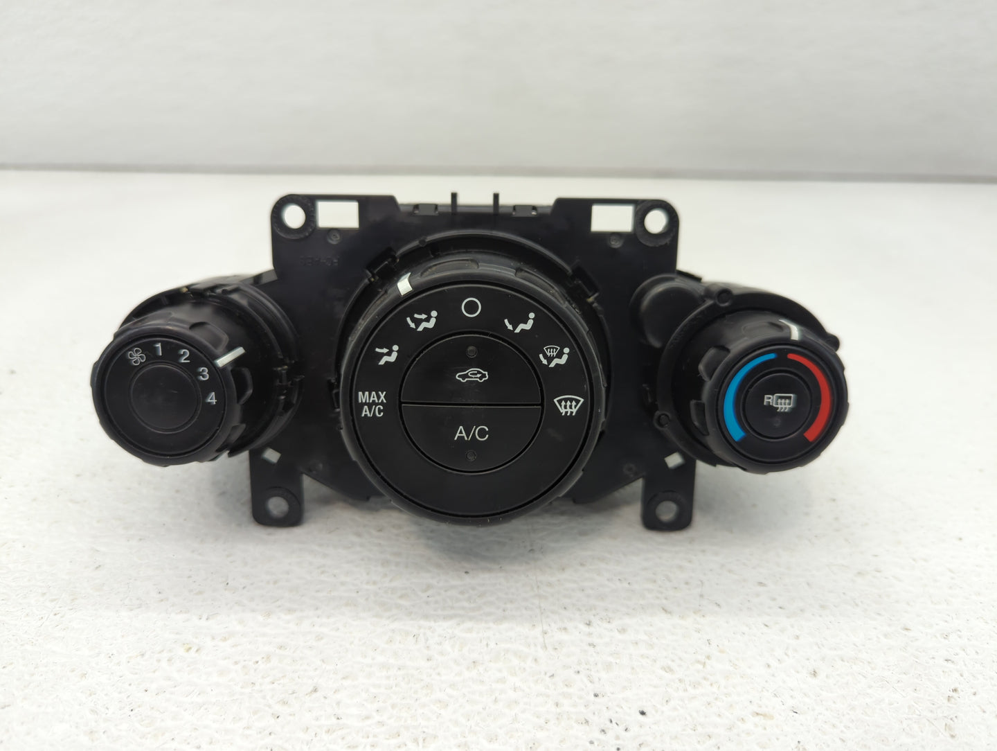 2011-2013 Ford Fiesta Climate Control Module Temperature AC/Heater Replacement P/N:AE83-19980-AE AE83-19980-AF Fits OEM Used