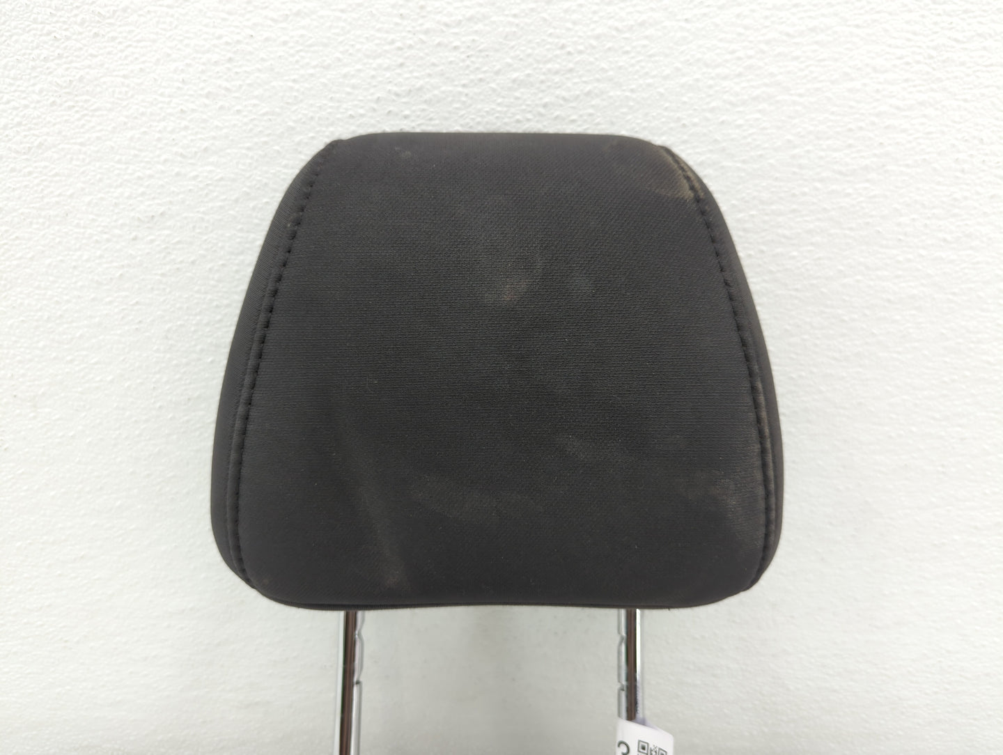 2012-2013 Ford Fiesta Headrest Head Rest Front Driver Passenger Seat - Oemusedautoparts1.com