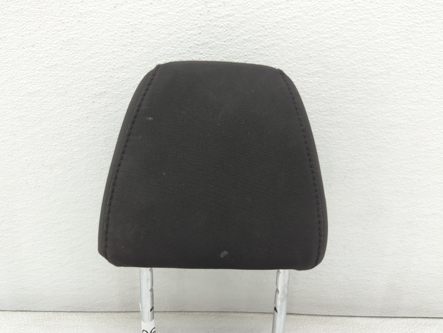 2012-2013 Ford Fiesta Headrest Head Rest Front Driver Passenger Seat - Oemusedautoparts1.com