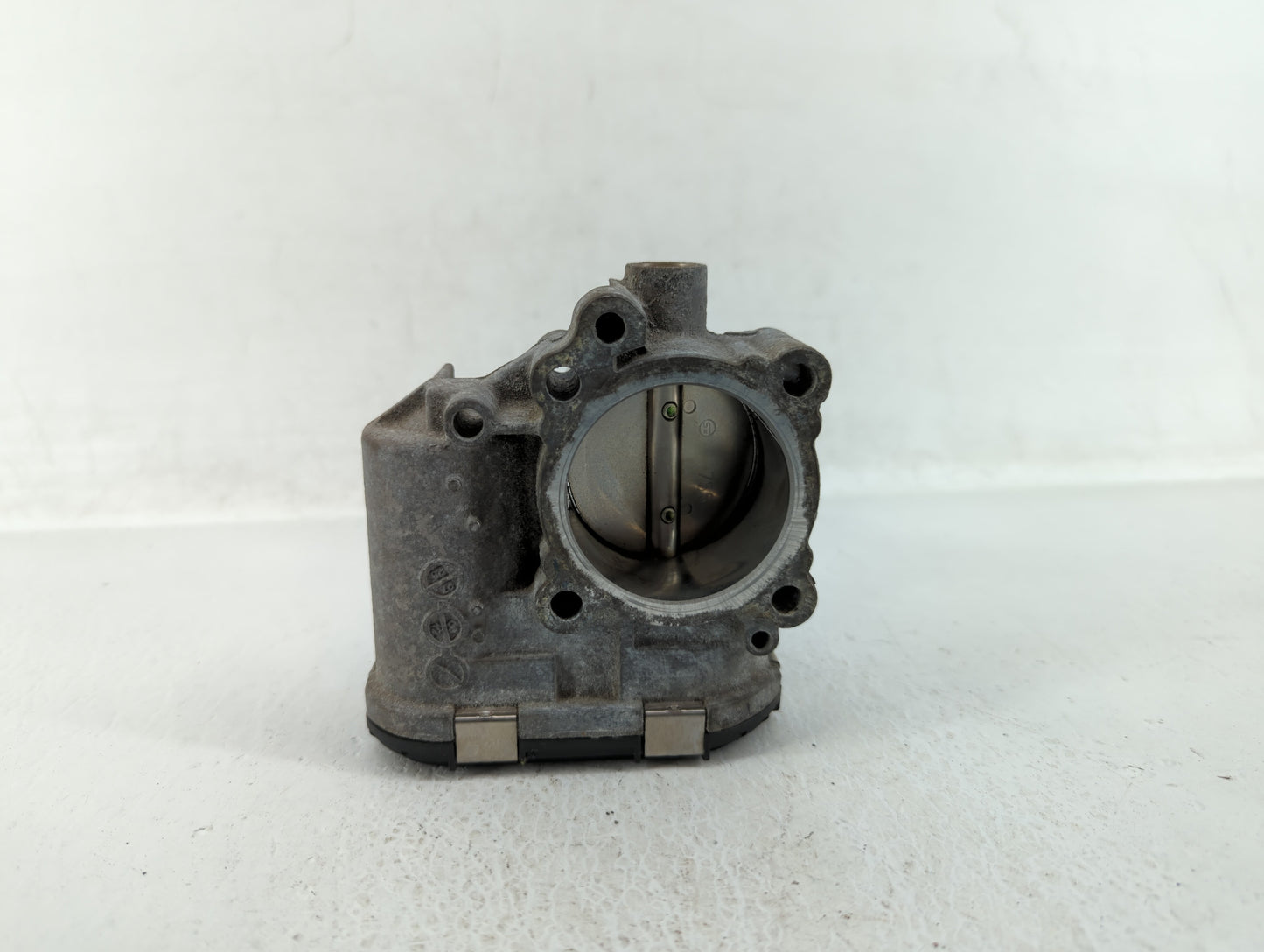 2011-2014 Ford Fiesta Throttle Body P/N:7S7G-9F991-CA 7S7G-9F991-BA, 7S7G-9F991-B7A Fits Fits 2011 2012 2013 2014 OEM Used A