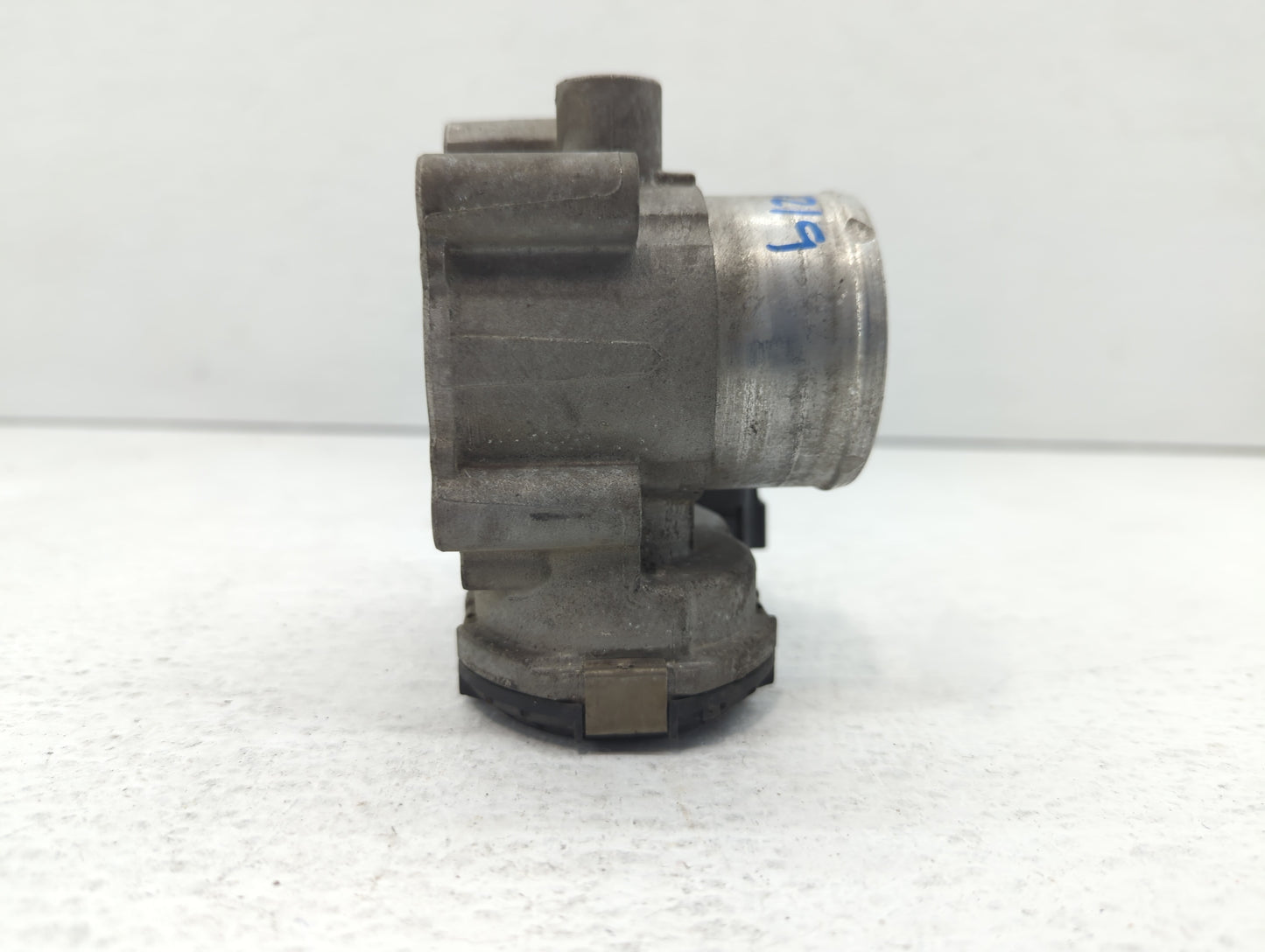 2011-2014 Ford Fiesta Throttle Body P/N:7S7G-9F991-B7A 7S7G-9F991-CA, 7S7G-9F991-BA Fits Fits 2011 2012 2013 2014 OEM Used A