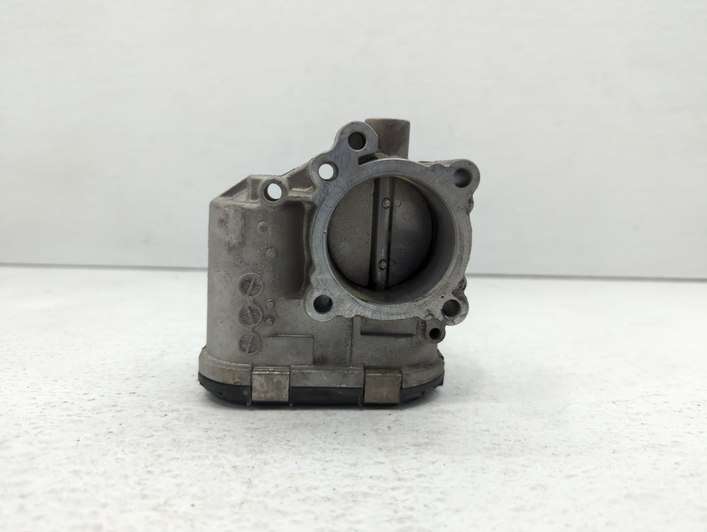 2011-2014 Ford Fiesta Throttle Body P/N:7S7G-9F991-B7A 7S7G-9F991-CA, 7S7G-9F991-BA Fits Fits 2011 2012 2013 2014 OEM Used A