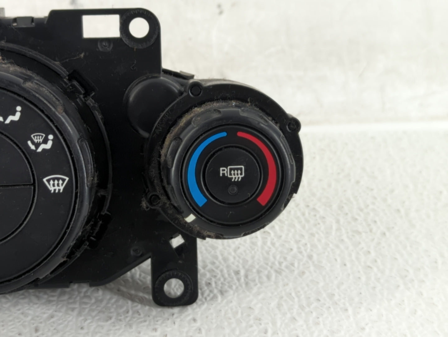 2011-2013 Ford Fiesta Climate Control Module Temperature AC/Heater Replacement P/N:AE83 19980 AH Fits Fits 2011 2012 2013 OE