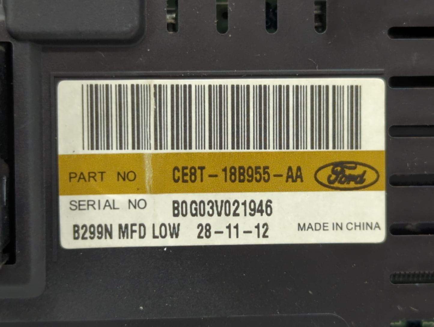 2012-2013 Ford Fiesta Radio AM FM Cd Player Receiver Replacement P/N:CE8T-18B955-BB CE8T-18B955-AA Fits Fits 2012 2013 OEM U