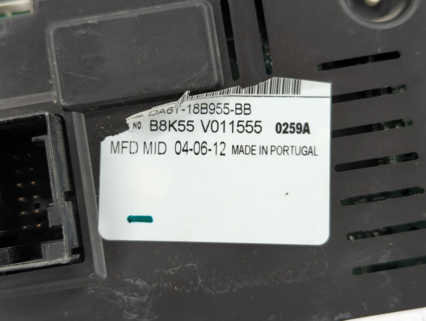2013 Ford Fiesta Radio AM FM Cd Player Receiver Replacement P/N:DA6T-18B955-BB Fits OEM Used Auto Parts - Oemusedautoparts1.