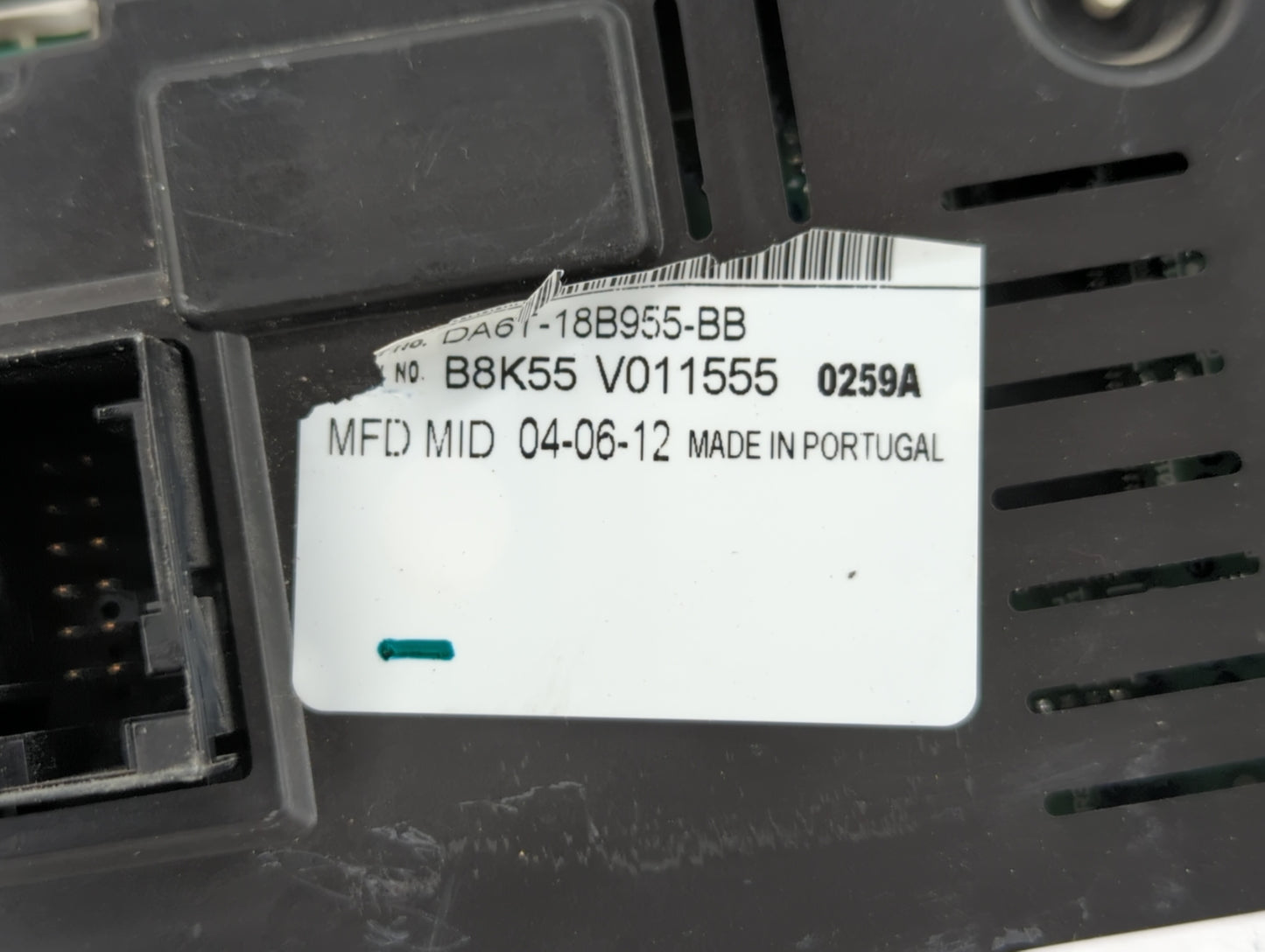 2013 Ford Fiesta Radio AM FM Cd Player Receiver Replacement P/N:DA6T-18B955-BB Fits OEM Used Auto Parts - Oemusedautoparts1.