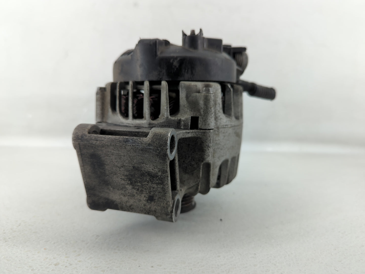 2011-2019 Ford Fiesta Alternator Replacement Generator Charging Assembly Engine OEM P/N:AE8T-10300-AA Fits OEM Used Auto Par