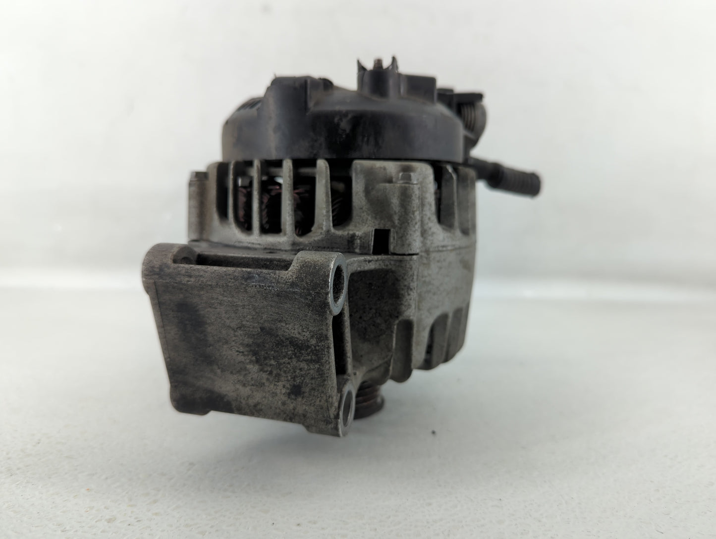 2011-2019 Ford Fiesta Alternator Replacement Generator Charging Assembly Engine OEM P/N:AE8T-10300-AA Fits OEM Used Auto Par