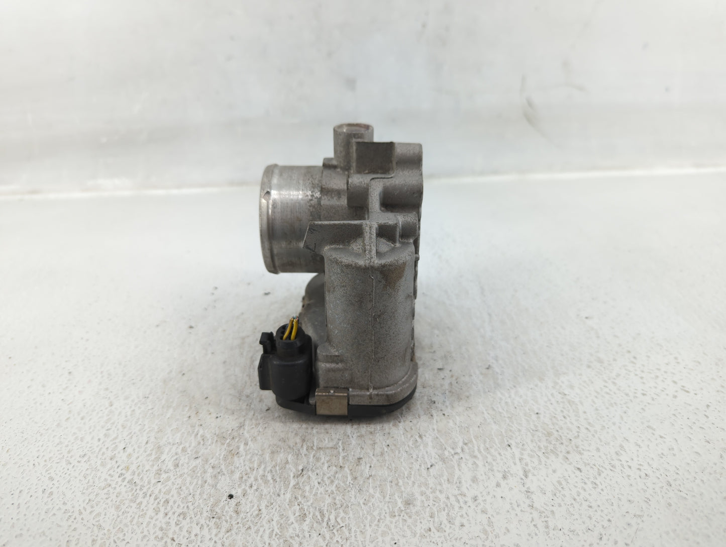2011-2014 Ford Fiesta Throttle Body P/N:7S7G-9F991-B7A Fits Fits 2011 2012 2013 2014 OEM Used Auto Parts - Oemusedautoparts1