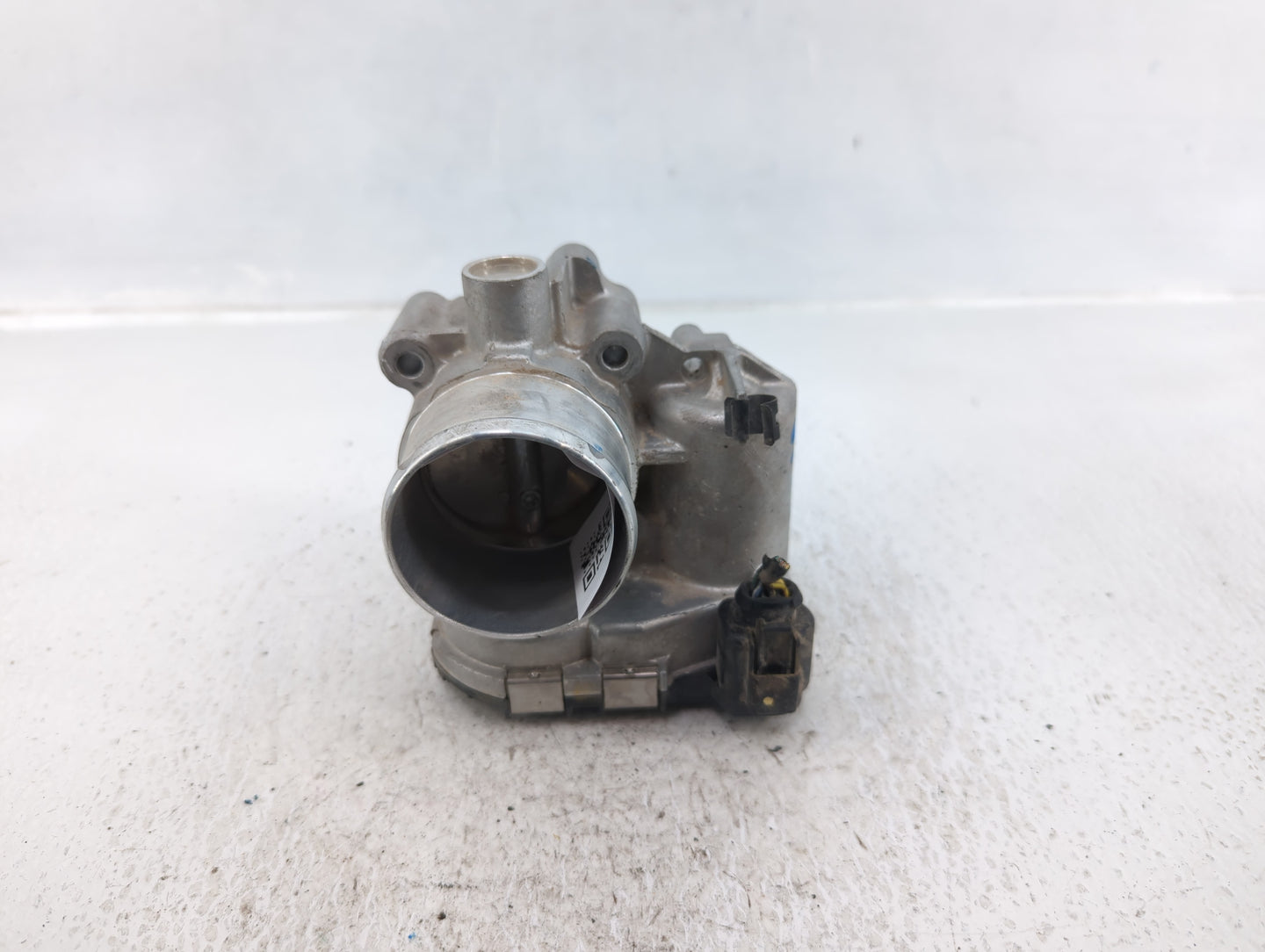 2011-2014 Ford Fiesta Throttle Body P/N:7S7G-9F991-CA Fits Fits 2011 2012 2013 2014 OEM Used Auto Parts - Oemusedautoparts1.