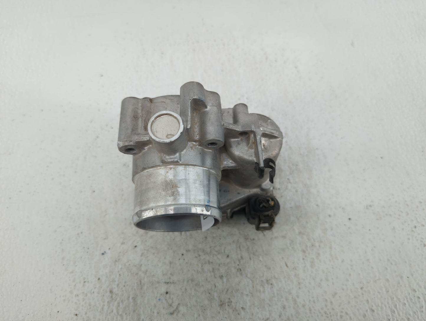 2011-2014 Ford Fiesta Throttle Body P/N:7S7G-9F991-CA Fits Fits 2011 2012 2013 2014 OEM Used Auto Parts - Oemusedautoparts1.