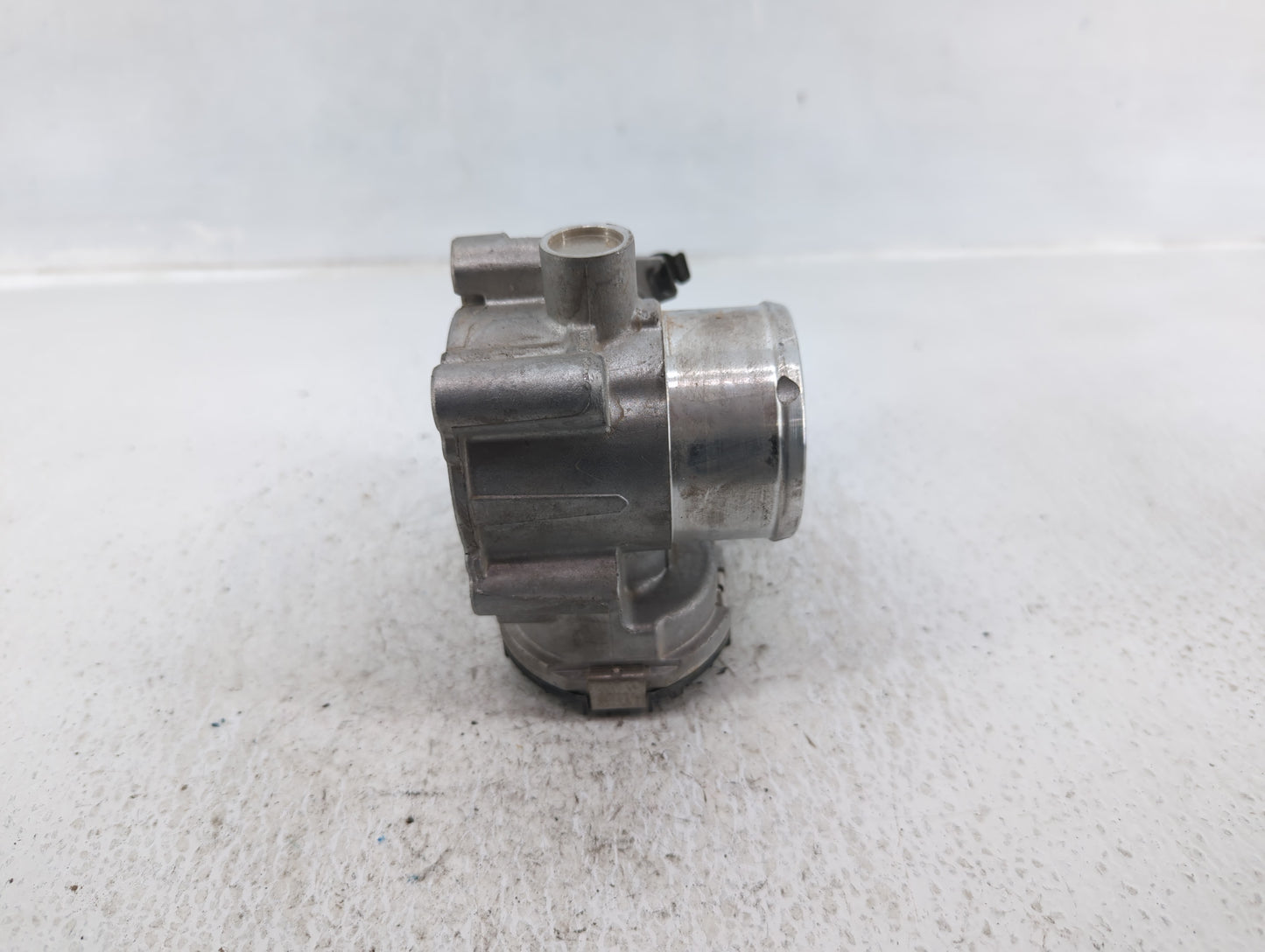 2011-2014 Ford Fiesta Throttle Body P/N:7S7G-9F991-CA Fits Fits 2011 2012 2013 2014 OEM Used Auto Parts - Oemusedautoparts1.