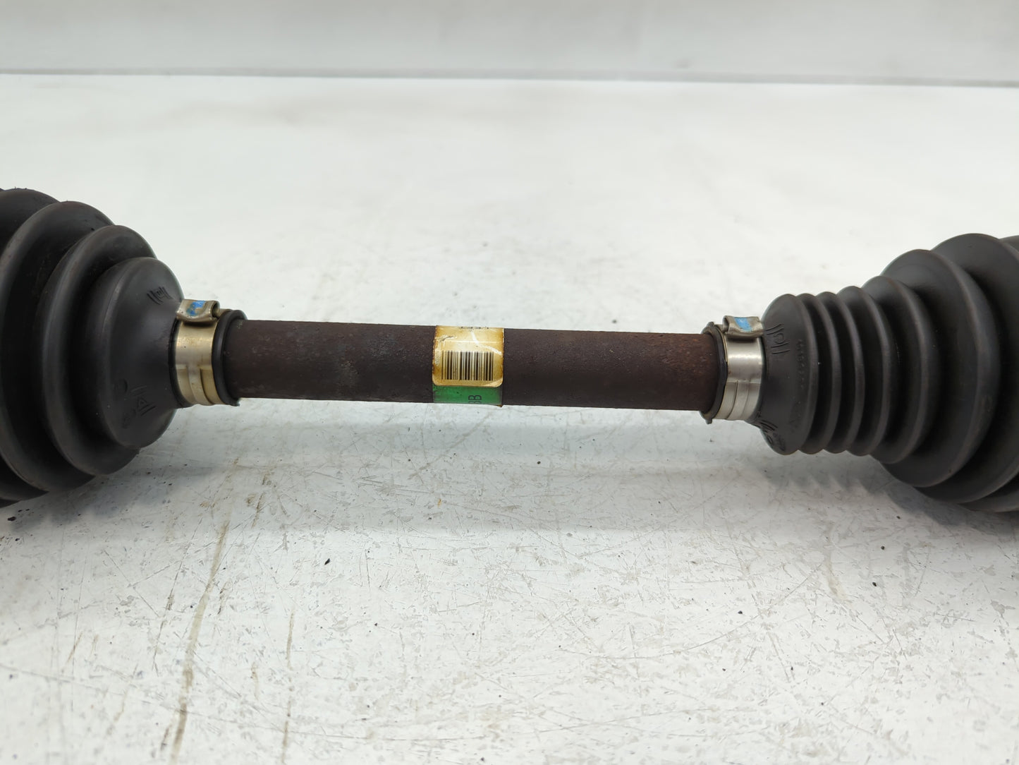 2011-2015 Ford Fiesta Axle Shaft Front Driver Cv C/v - Oemusedautoparts1.com