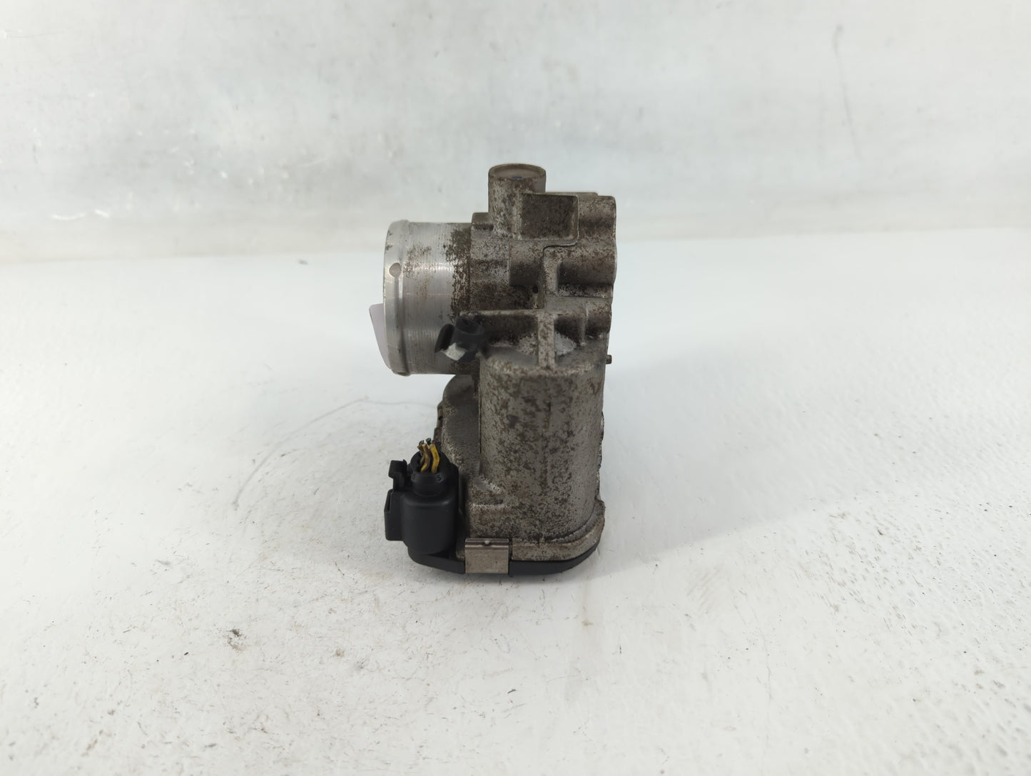 2011-2014 Ford Fiesta Throttle Body P/N:7S7G-9F991-B7A Fits Fits 2011 2012 2013 2014 OEM Used Auto Parts - Oemusedautoparts1