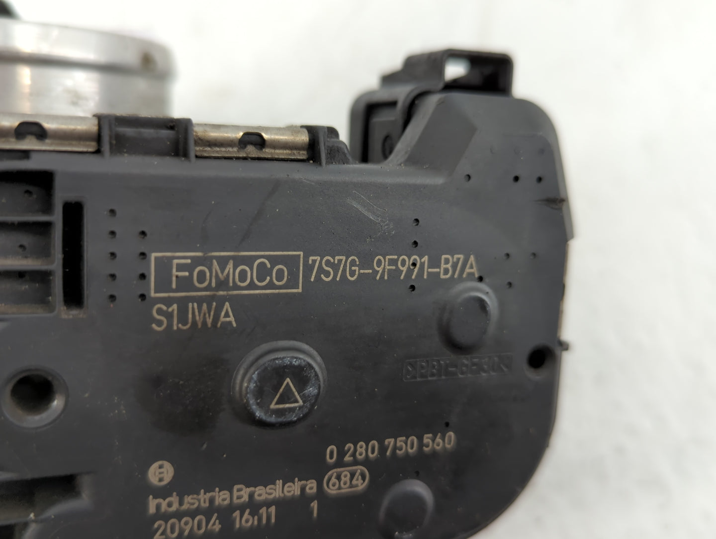 2011-2014 Ford Fiesta Throttle Body P/N:7S7G-9F991-B7A Fits Fits 2011 2012 2013 2014 OEM Used Auto Parts - Oemusedautoparts1