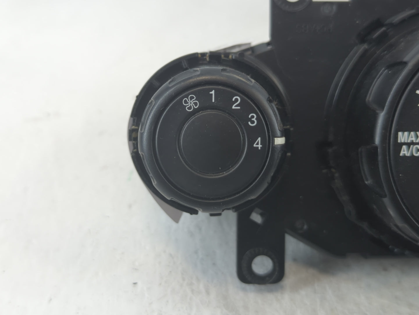 2011-2013 Ford Fiesta Climate Control Module Temperature AC/Heater Replacement P/N:AE83 19980 AH Fits Fits 2011 2012 2013 OE