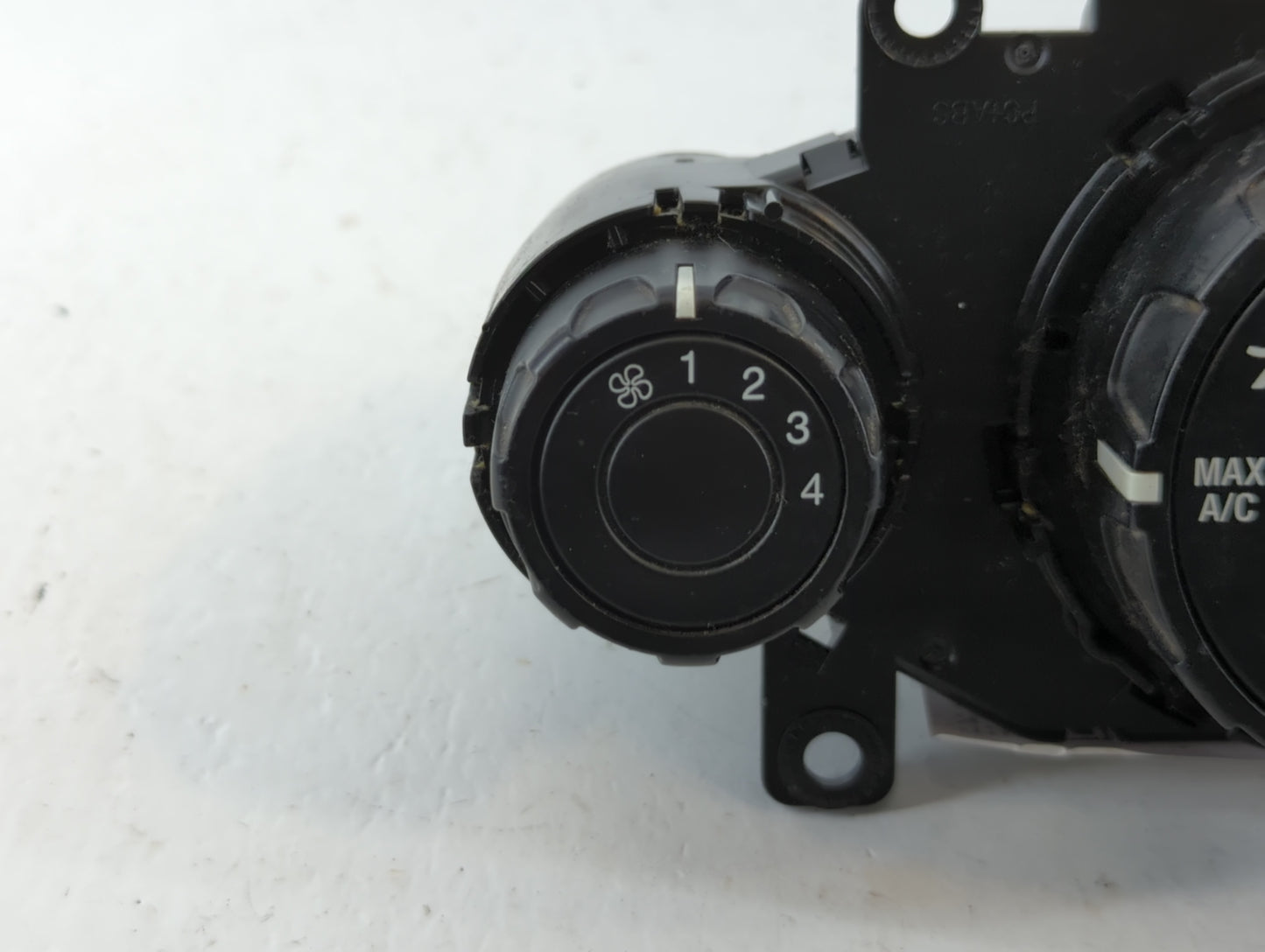 2011-2013 Ford Fiesta Climate Control Module Temperature AC/Heater Replacement P/N:AE83 19980 AF Fits Fits 2011 2012 2013 OE