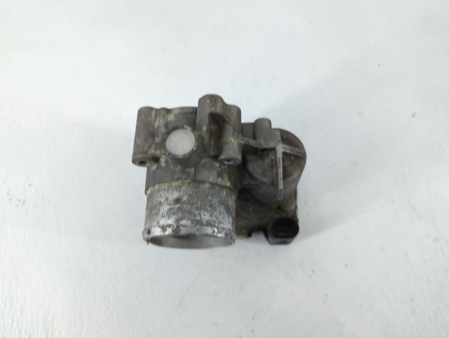 2011-2014 Ford Fiesta Throttle Body P/N:7S7G-9F991-B7A Fits Fits 2011 2012 2013 2014 OEM Used Auto Parts - Oemusedautoparts1