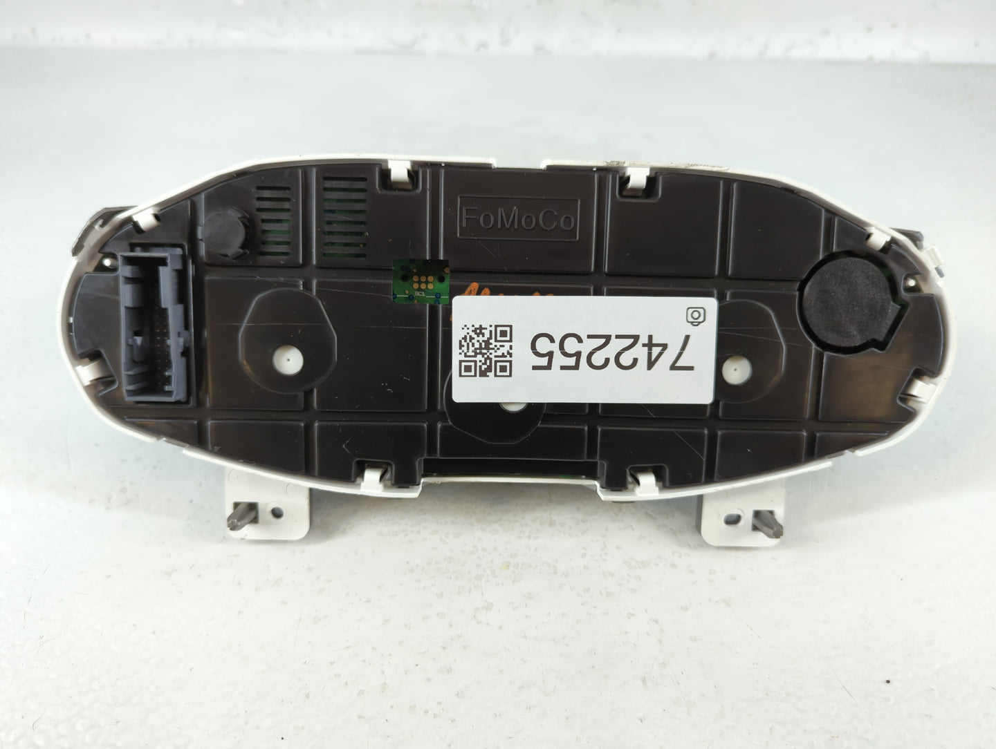 2012-2013 Ford Fiesta Instrument Cluster Speedometer Gauges P/N:DE8T-10849-CB Fits Fits 2012 2013 OEM Used Auto Parts - Oemu