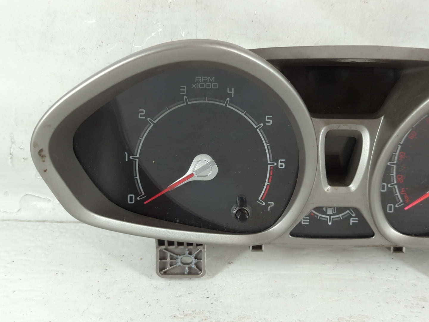 2012-2013 Ford Fiesta Instrument Cluster Speedometer Gauges Fits Fits 2012 2013 OEM Used Auto Parts - Oemusedautoparts1.com