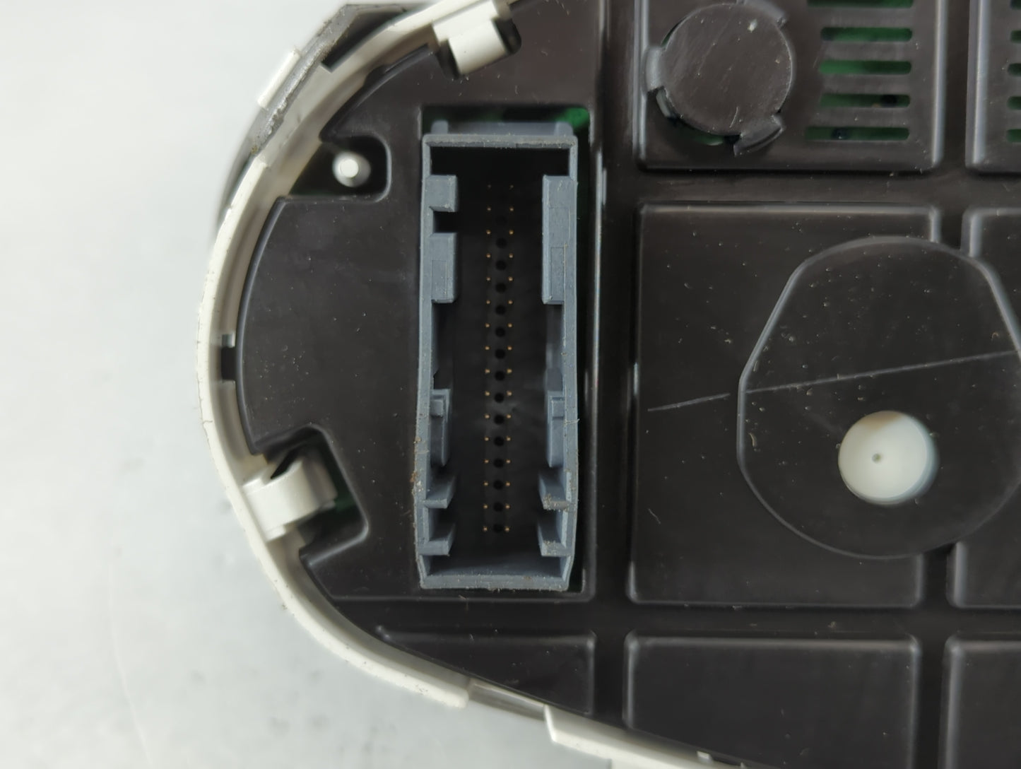 2012-2013 Ford Fiesta Instrument Cluster Speedometer Gauges Fits Fits 2012 2013 OEM Used Auto Parts - Oemusedautoparts1.com