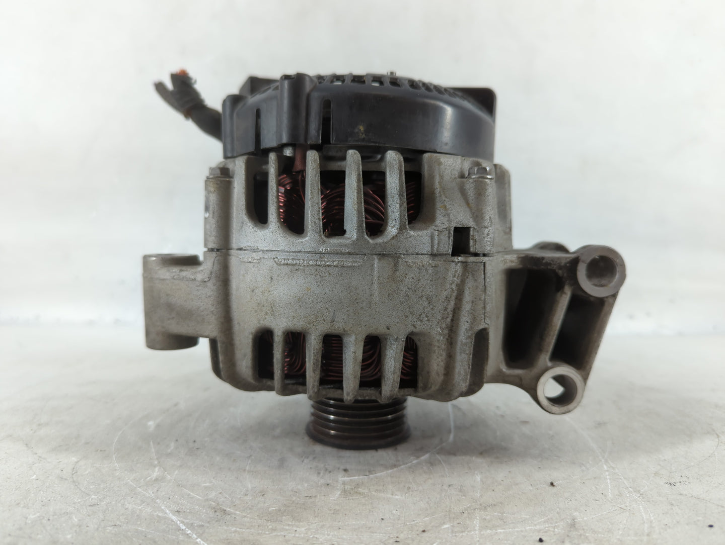 2011-2019 Ford Fiesta Alternator Replacement Generator Charging Assembly Engine OEM P/N:2608513 C AE8T-10300-AA Fits OEM Use