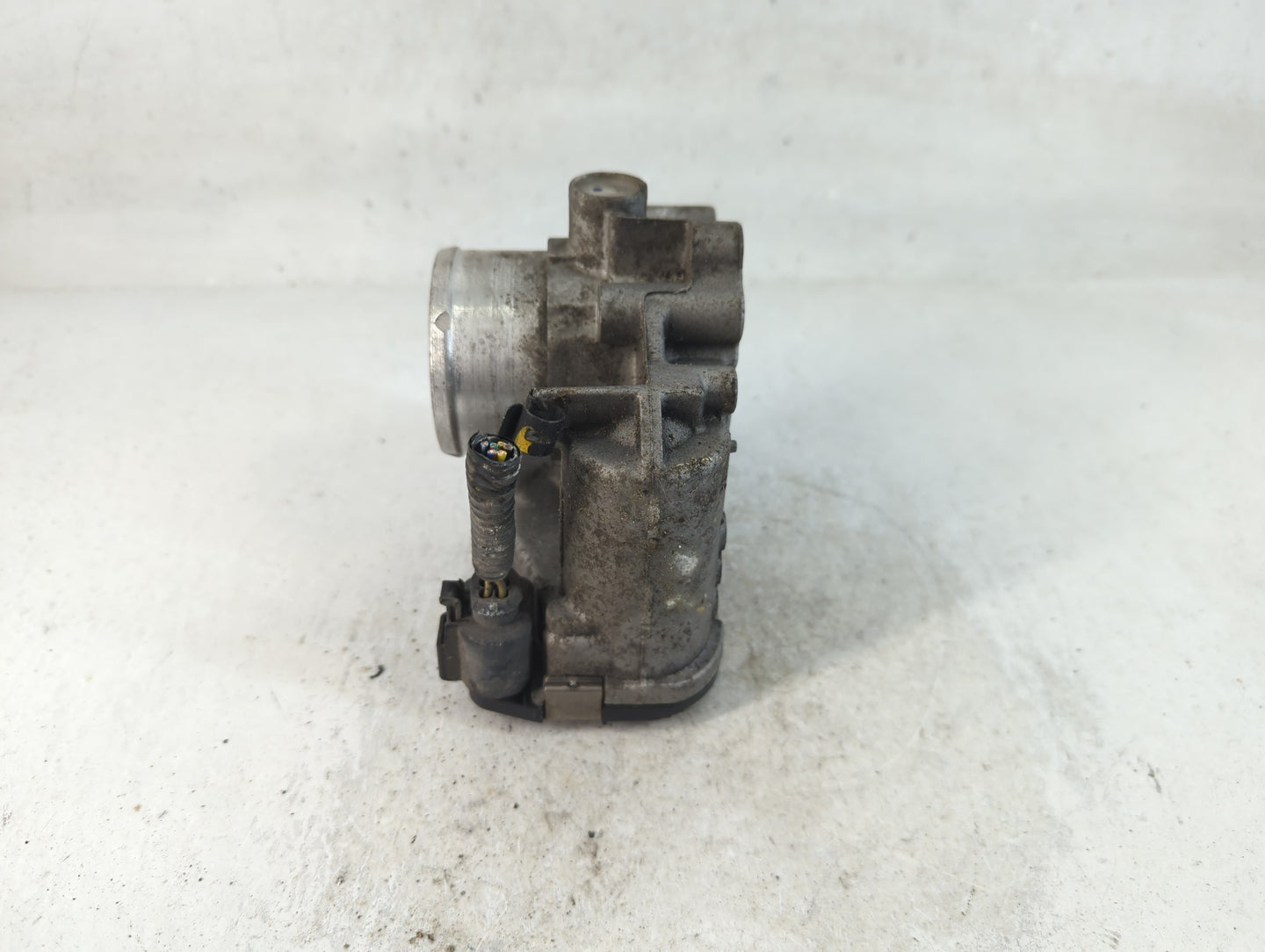 2011-2014 Ford Fiesta Throttle Body P/N:7S7G-9F991-B7A Fits Fits 2011 2012 2013 2014 OEM Used Auto Parts - Oemusedautoparts1