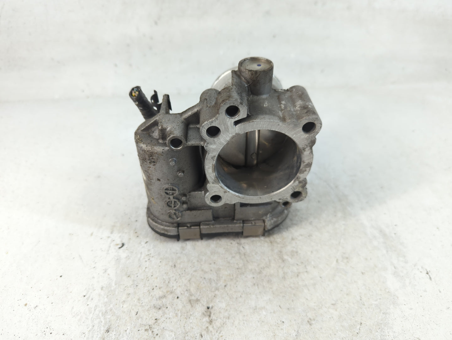 2011-2014 Ford Fiesta Throttle Body P/N:7S7G-9F991-B7A Fits Fits 2011 2012 2013 2014 OEM Used Auto Parts - Oemusedautoparts1